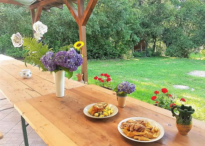 Vandrerhjem Muskatli Vendeghaz Parád